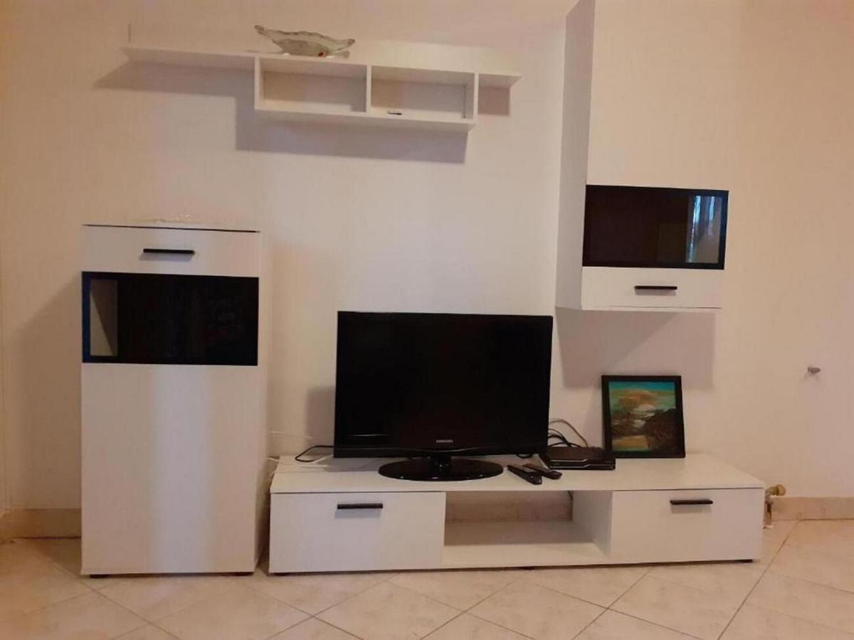 Apartments Rajka Lopar Exterior photo